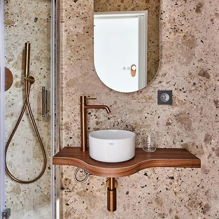 Canal Saint-martin 10th Design & Refined Managed By Mey Agency Apartment